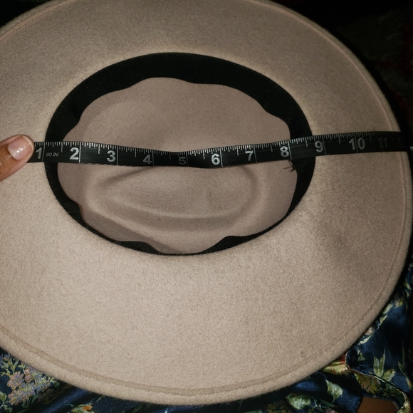 Fedora hat - Picture 4 of 5